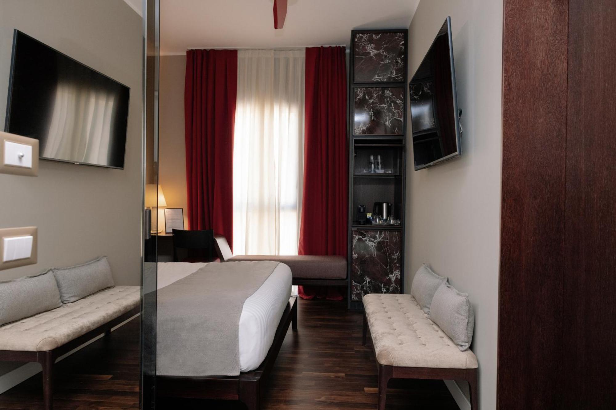 10 Keys Milano Hotel Екстериор снимка