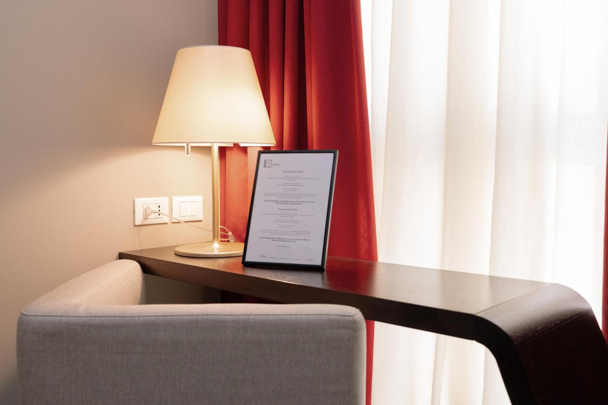 10 Keys Milano Hotel Екстериор снимка