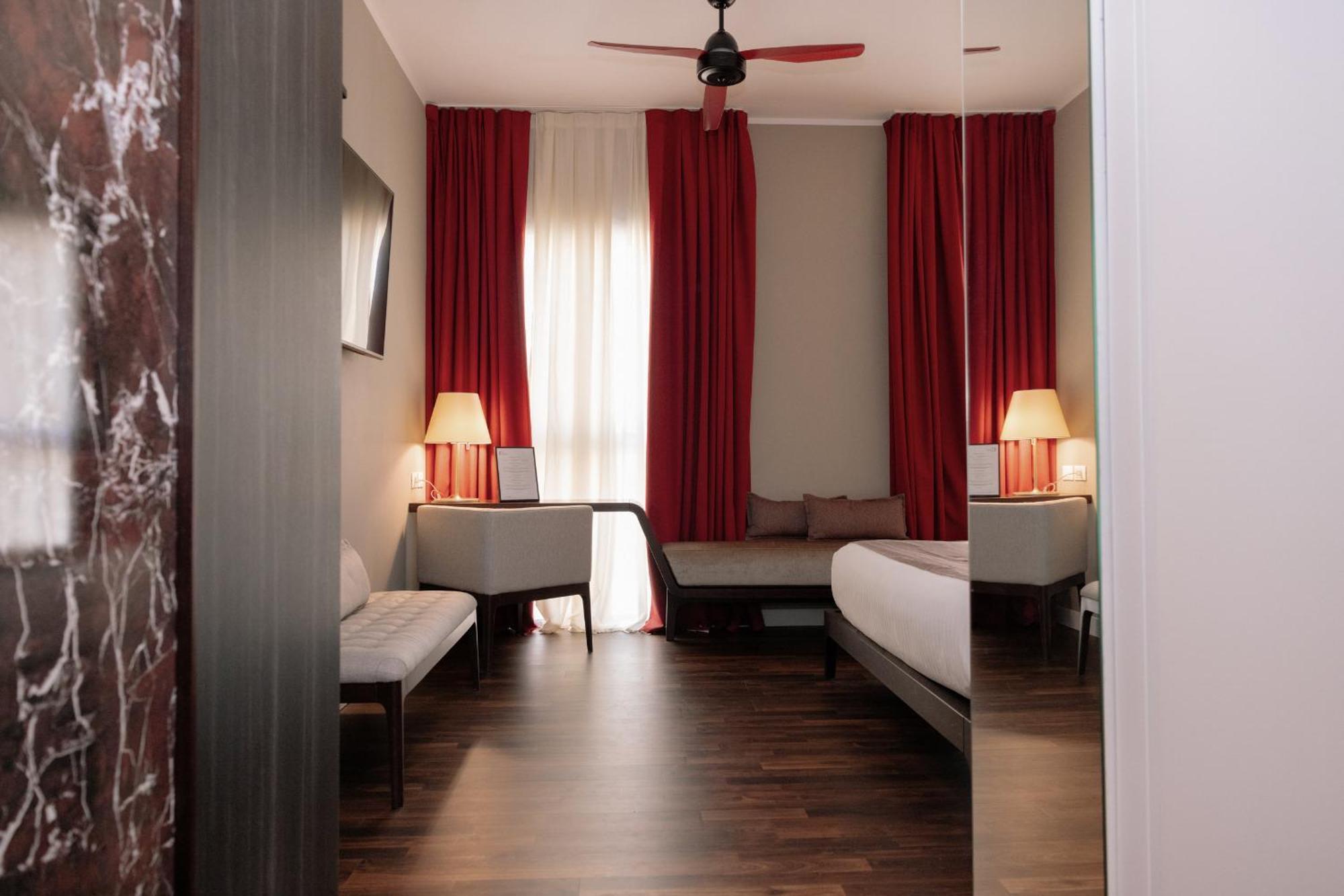 10 Keys Milano Hotel Екстериор снимка